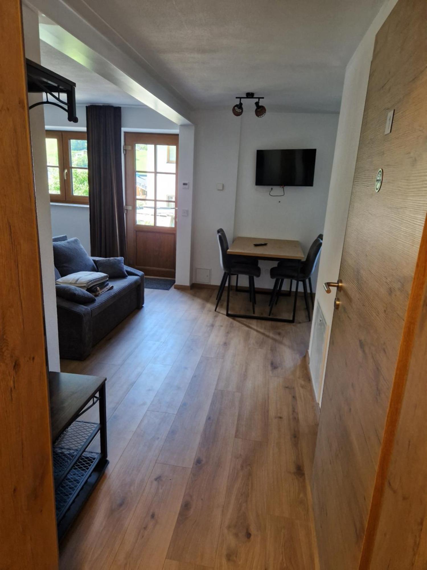 Nicky Apartments And Studios Niederau Esterno foto